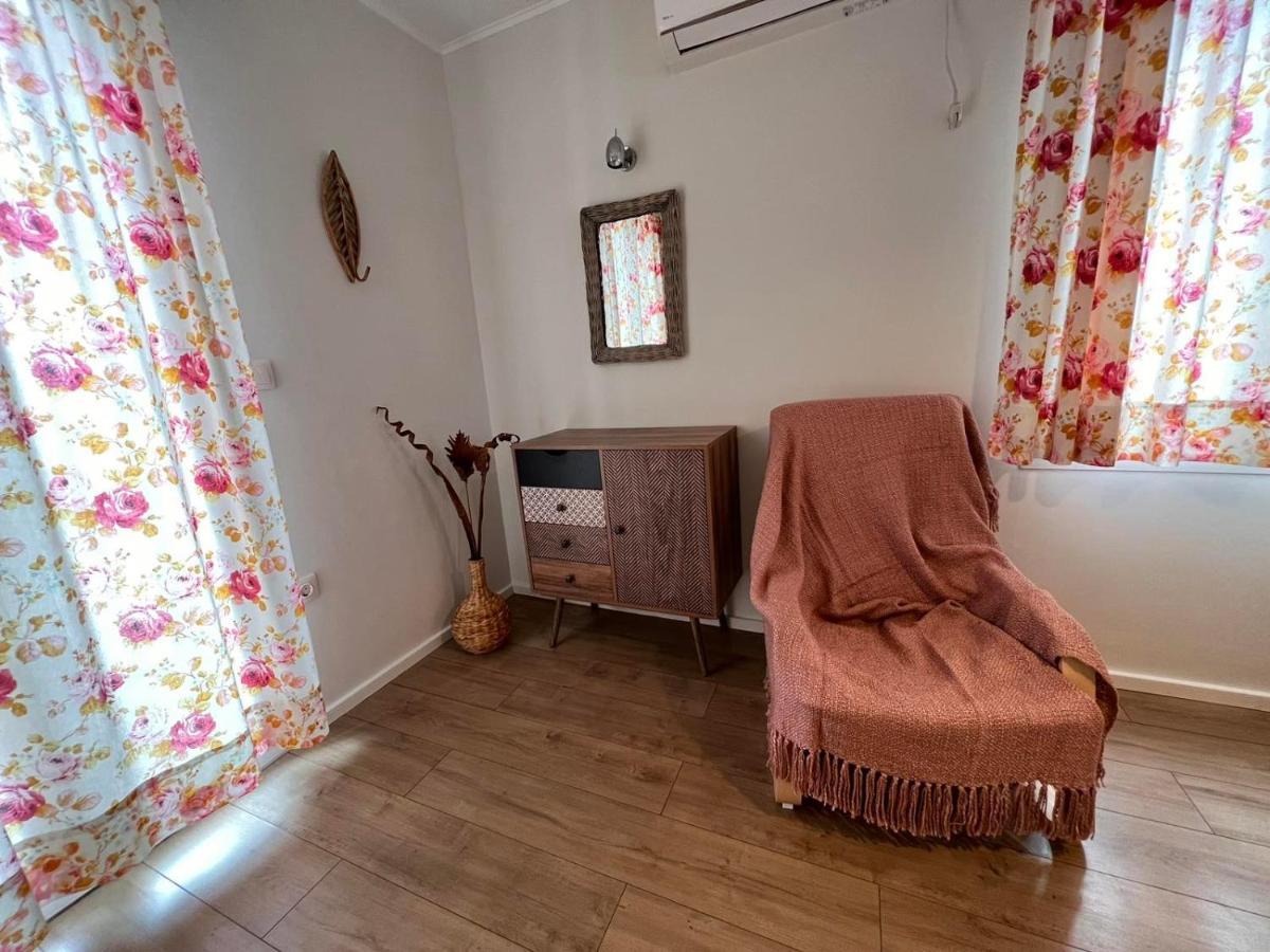 Avli Cottage Сами Екстериор снимка